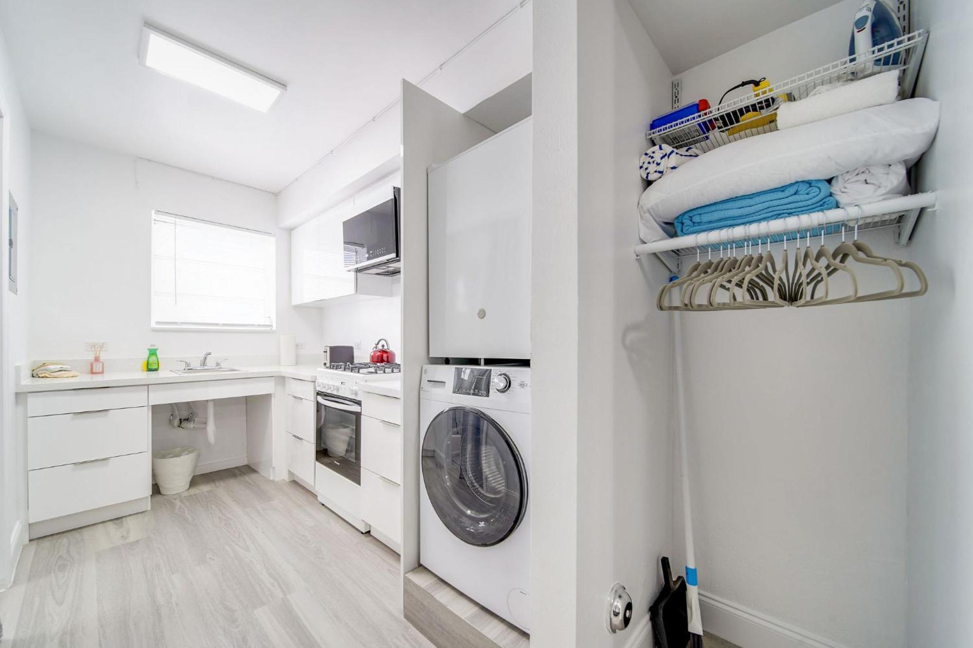 Deco Beachside Apt, W/2 Queen Beds, Washer/Dryer Маямі-Біч Екстер'єр фото