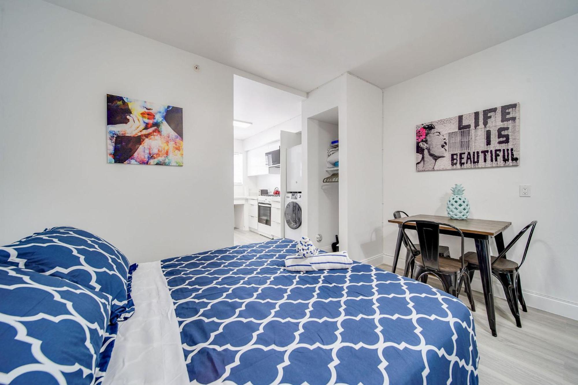 Deco Beachside Apt, W/2 Queen Beds, Washer/Dryer Маямі-Біч Екстер'єр фото